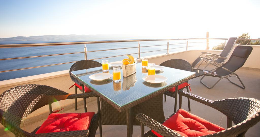 Apartments Mediterranea With Heated Pool Pisak Εξωτερικό φωτογραφία